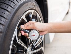 Panduan Lengkap Mengecek Tekanan Angin Ban Mobil dengan Mudah