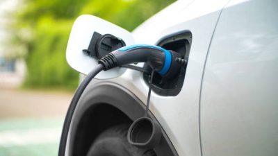 Mobil Listrik Ramah Lingkungan