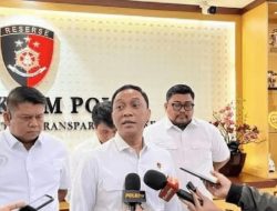 Dua WNA Ditangkap Bawa 1,7 Kg Happy Water di Soetta