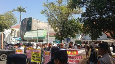 LSM Sitijenar dan Ratusan Warga Desak Penutupan Stockpile Banyuglugur